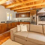 Recanto Do Pomar - Three Bedroom Holiday home *