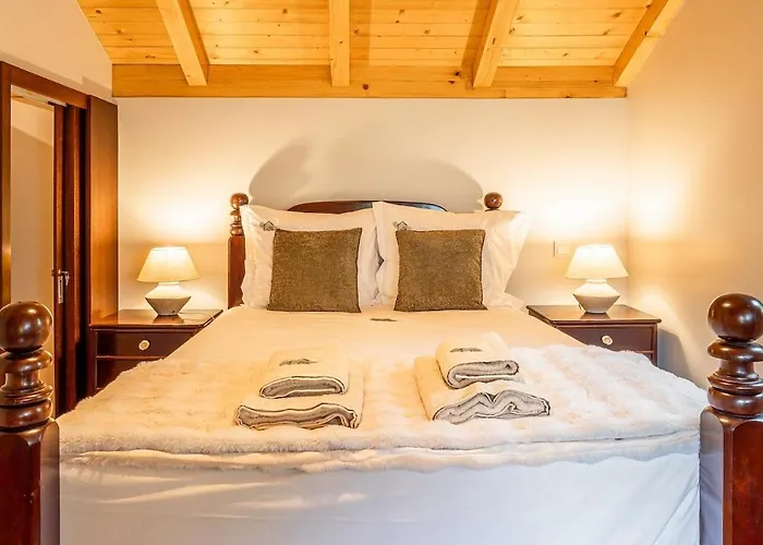 Recanto Do Pomar - Three Bedroom Ponta do Sol (Madeira)