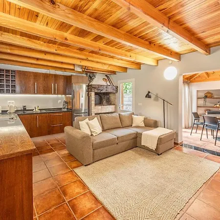 Recanto Do Pomar - Three Bedroom بونتا دو سول