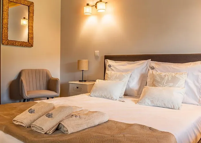 Recanto Do Pomar - Three Bedroom *